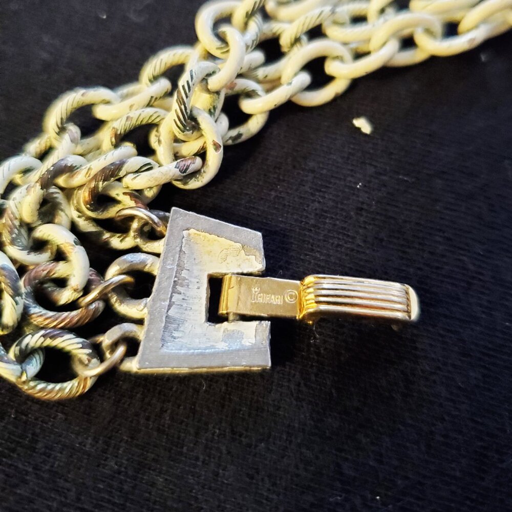 Vintage Signed 60’s Crown Trifari Waterfall Necklace seen in Devil Wears Prada! - Picture 8 of 15